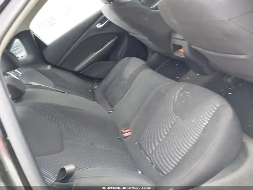 2015 DODGE DART SE
