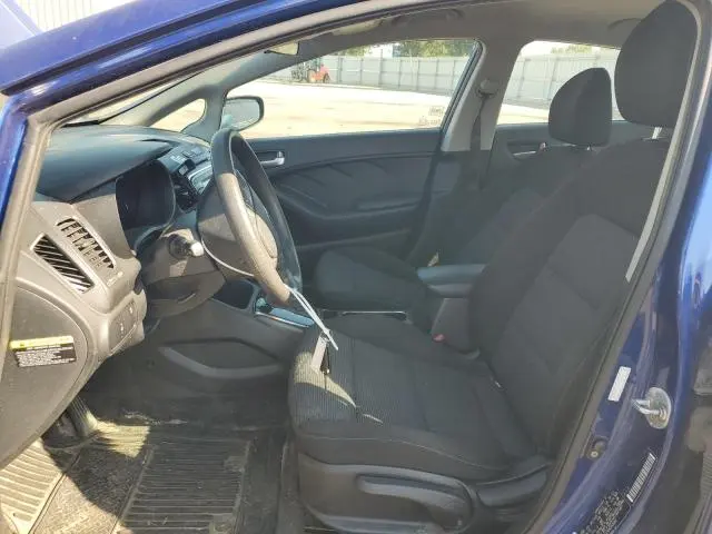 2017 KIA FORTE LX  