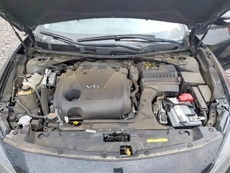 2022 NISSAN MAXIMA SV  
