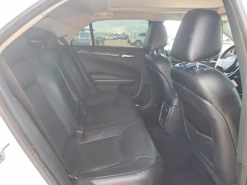 2020 CHRYSLER 300 LIMITED  