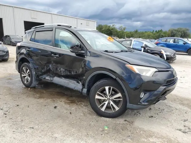 2017 TOYOTA RAV4 XLE  