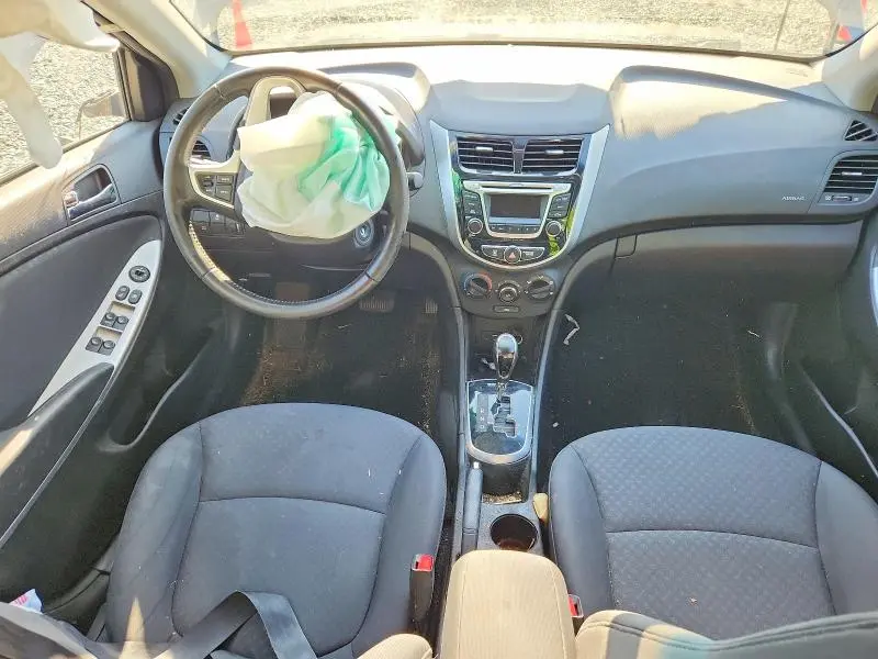 2014 HYUNDAI ACCENT SE  