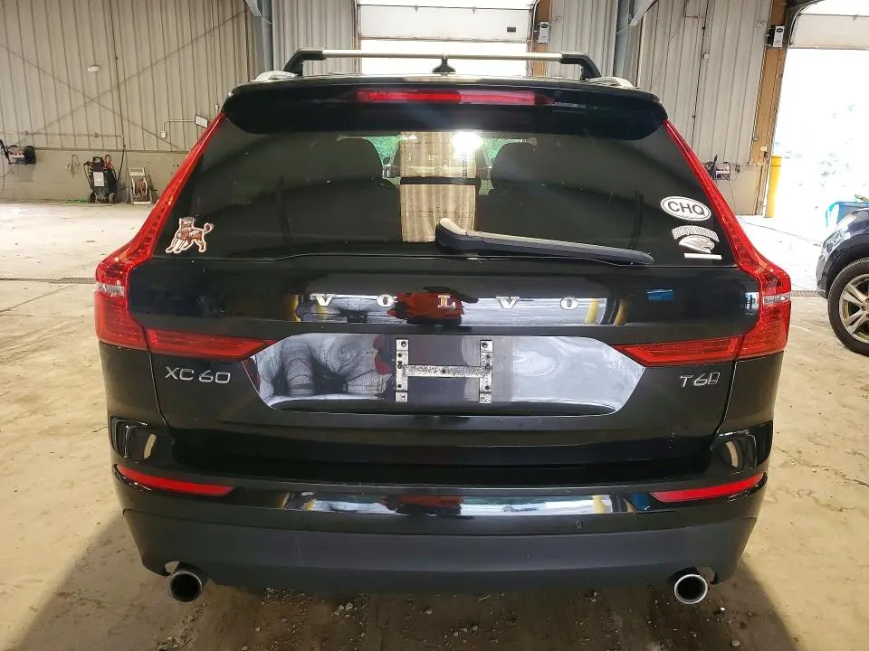 2018 VOLVO XC60 T6  