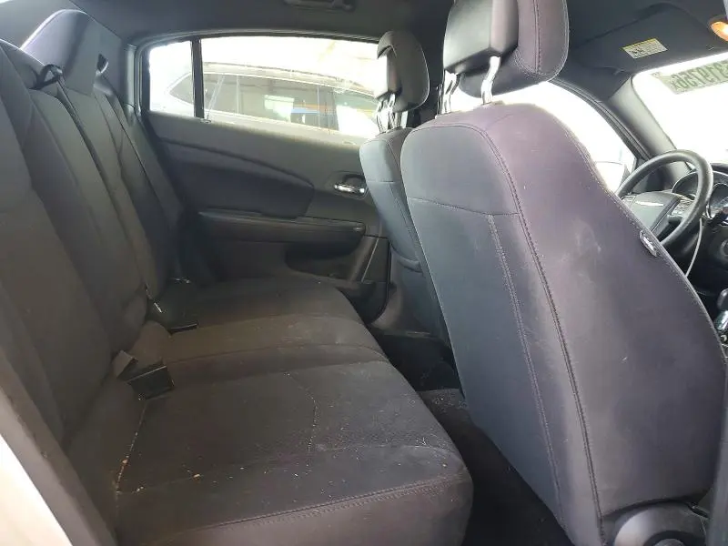 2014 CHRYSLER 200 LX  