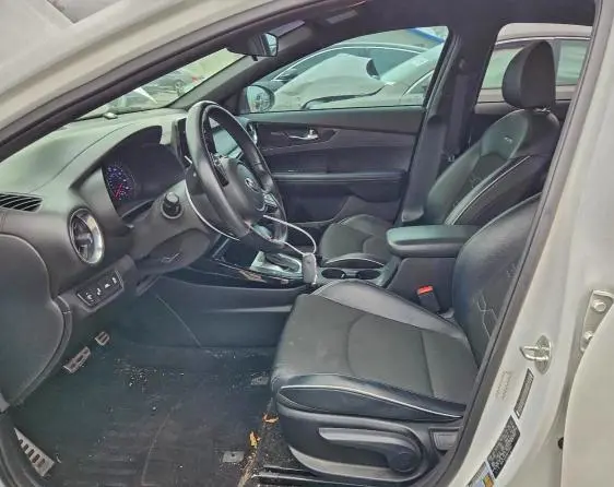 2021 KIA FORTE GT LINE  