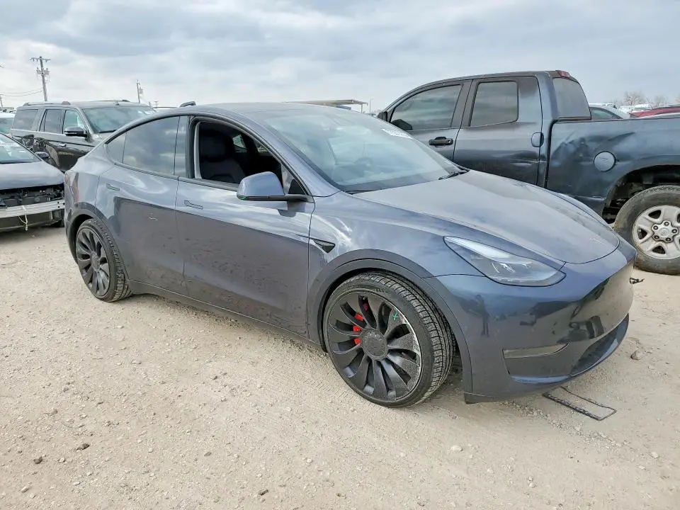2022 TESLA MODEL Y   
