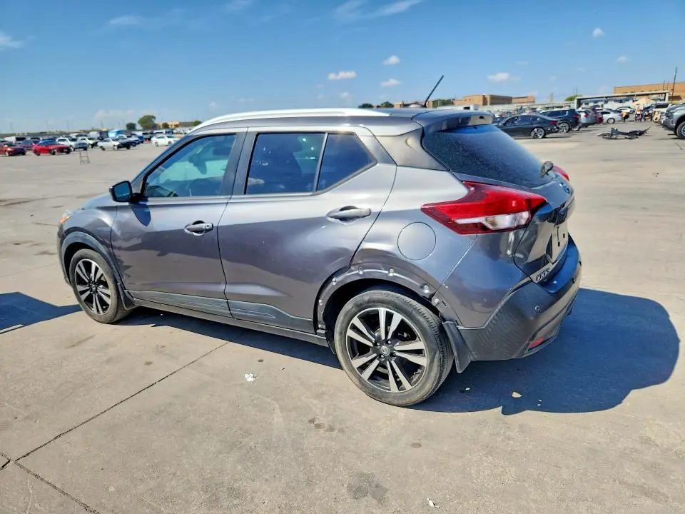 2020 NISSAN KICKS SV  