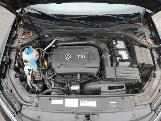 2016 VOLKSWAGEN PASSAT SE  