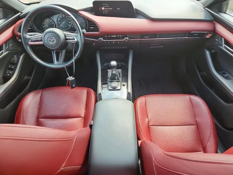 2021 MAZDA 3 PREMIUM  