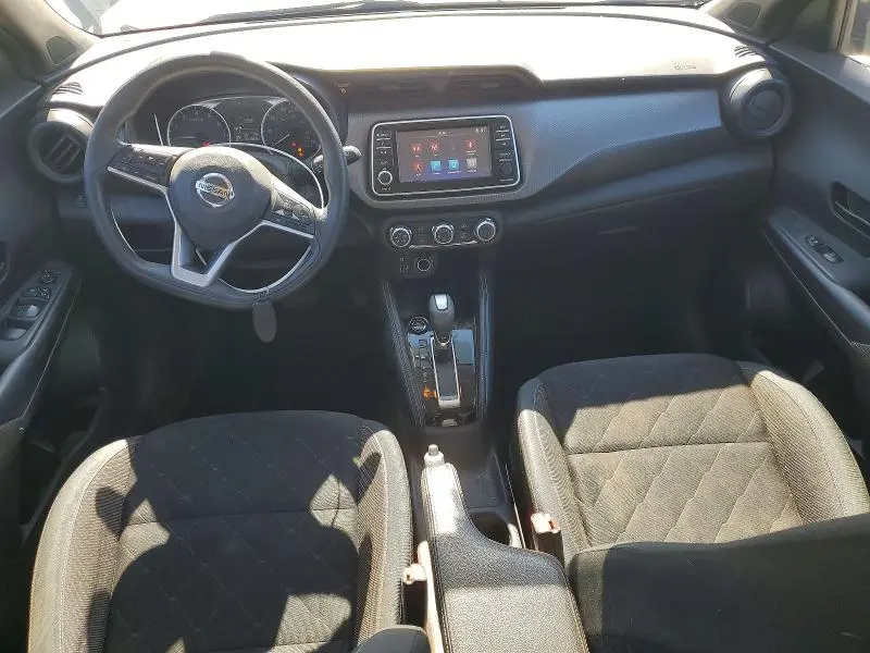 2019 NISSAN KICKS S  
