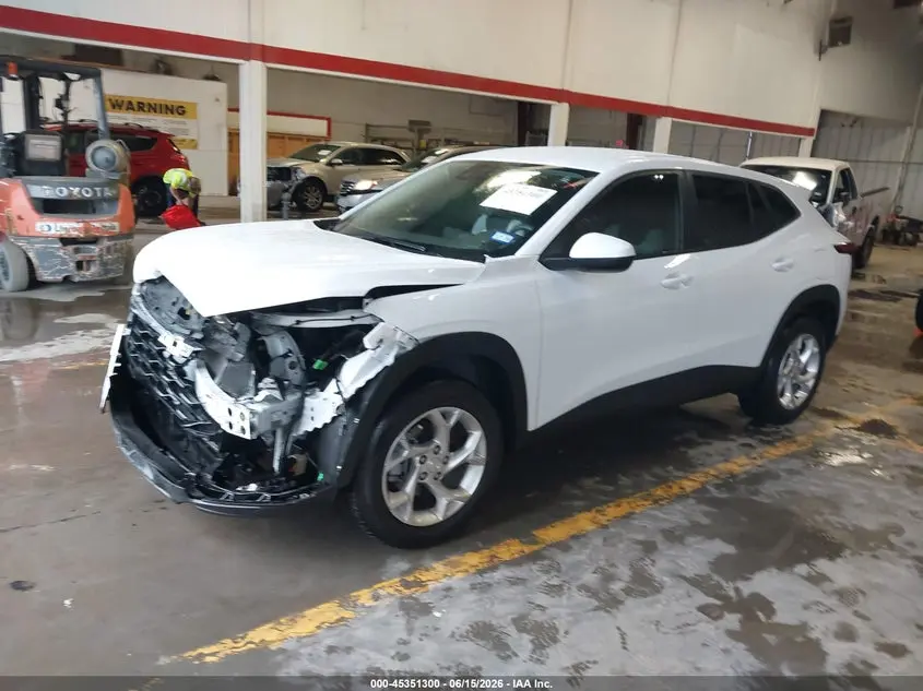 2025 CHEVROLET TRAX FWD LS