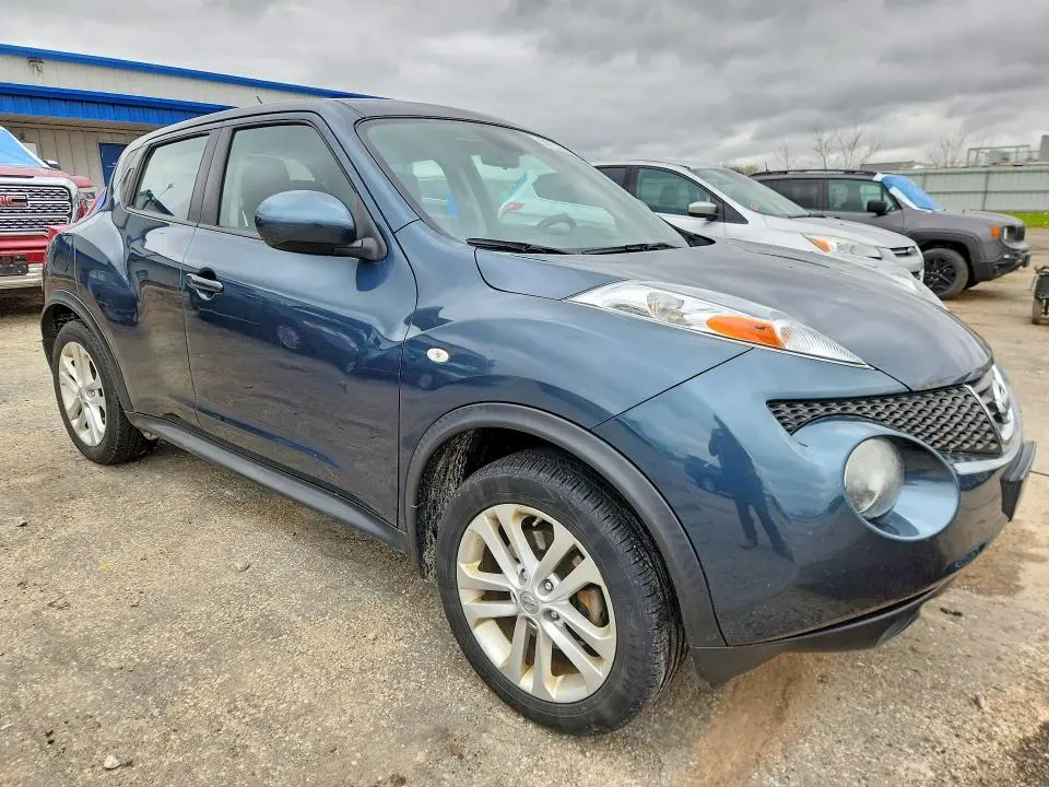 2013 NISSAN JUKE S  