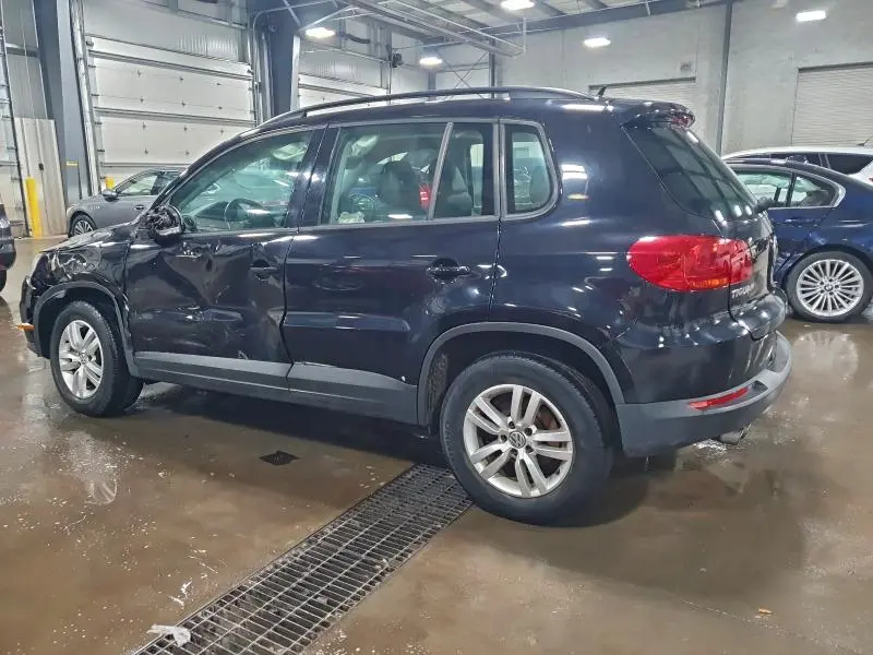 2016 VOLKSWAGEN TIGUAN S  