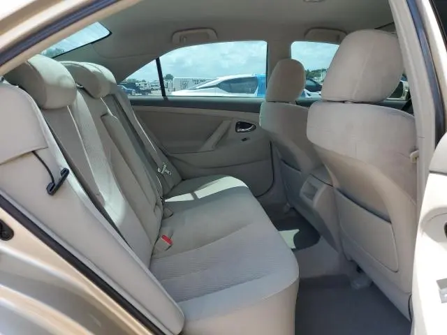2011 TOYOTA CAMRY BASE  