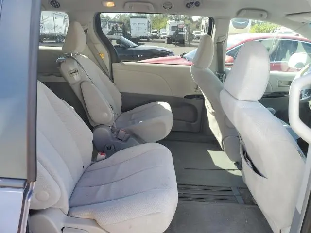 2012 TOYOTA SIENNA BASE  