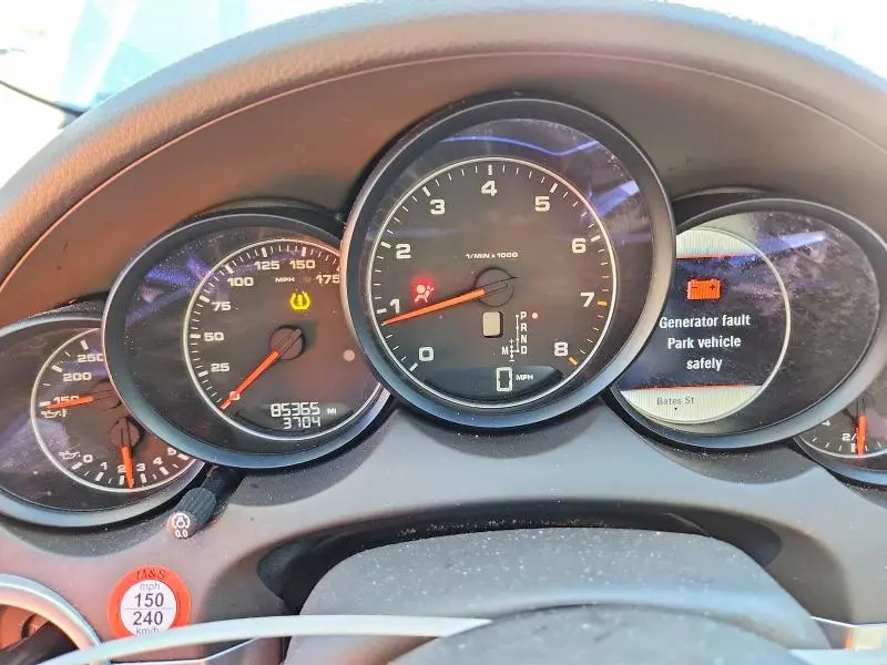 2017 PORSCHE CAYENNE   