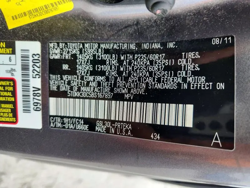 2011 TOYOTA SIENNA LE  