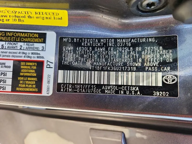 2016 TOYOTA CAMRY SE  