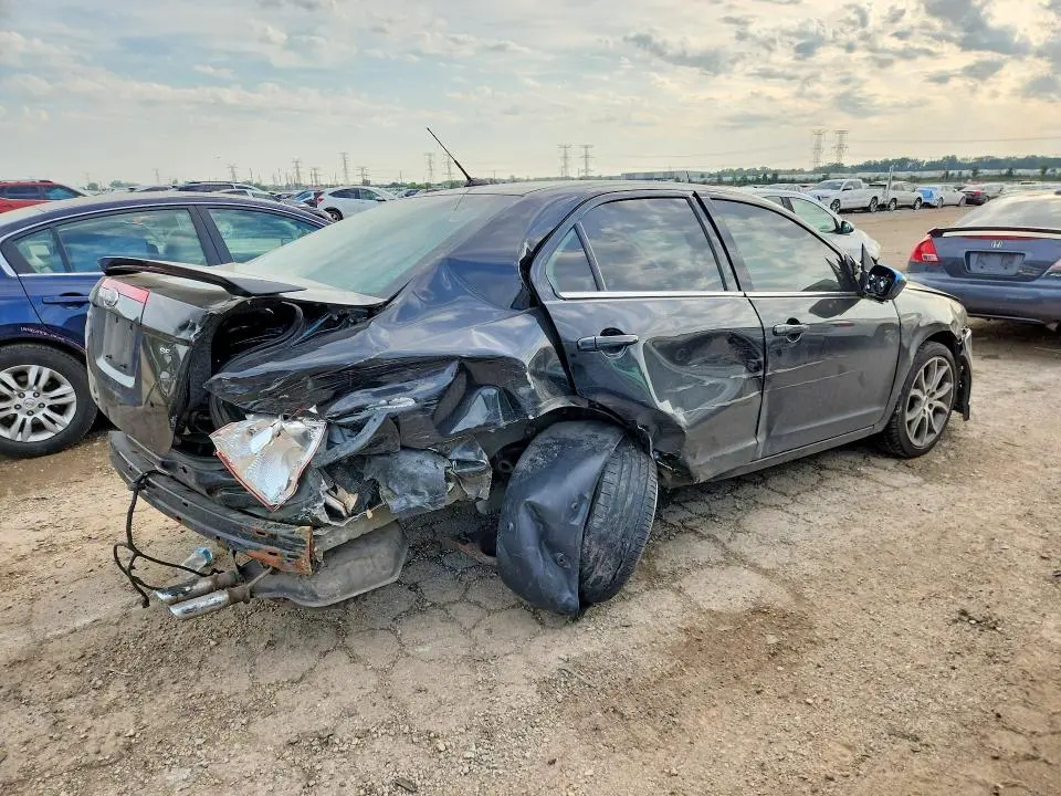 2011 FORD FUSION SE  
