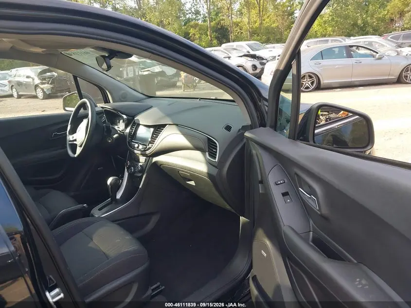 2017 CHEVROLET TRAX LT