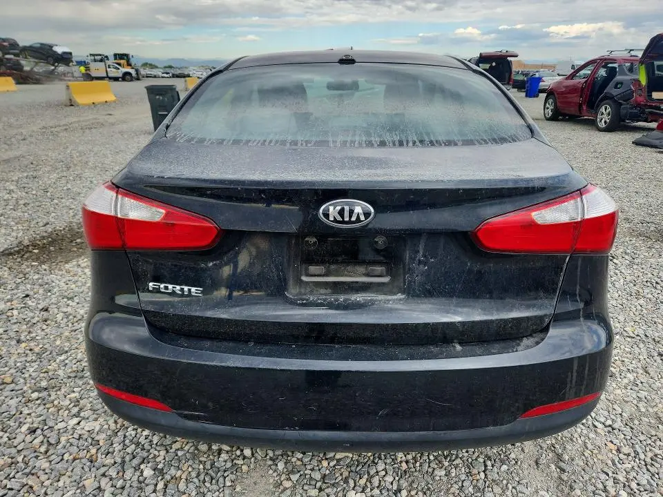 2015 KIA FORTE LX  