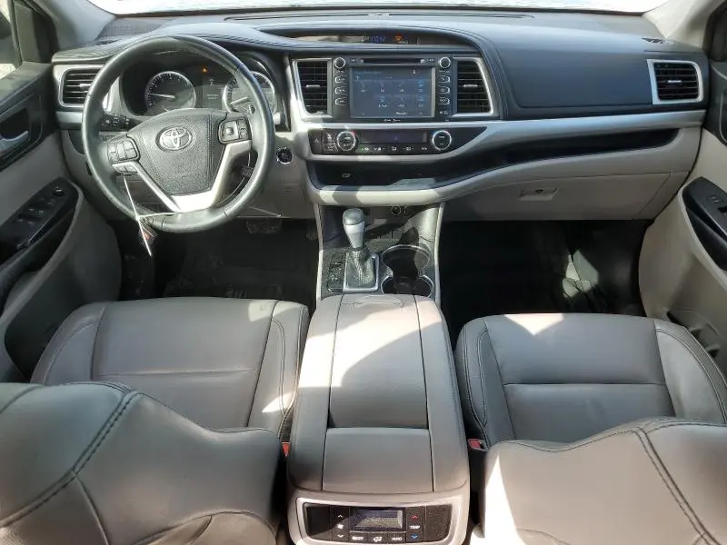 2015 TOYOTA HIGHLANDER XLE  