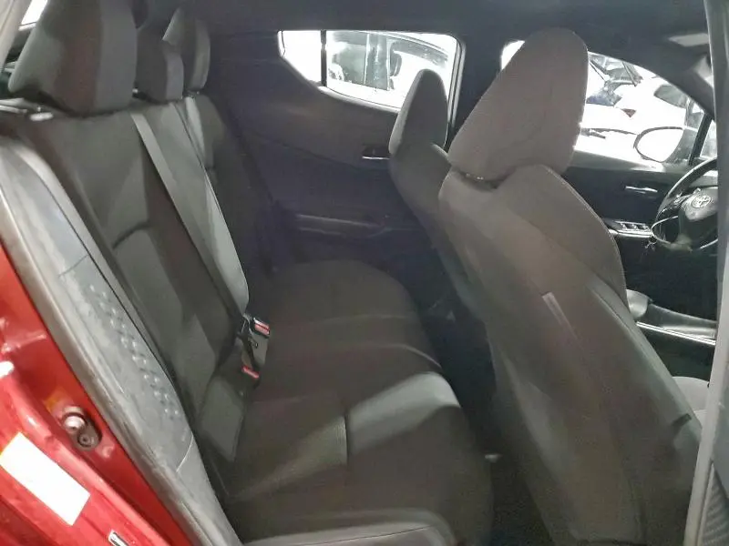 2018 TOYOTA C-HR XLE  