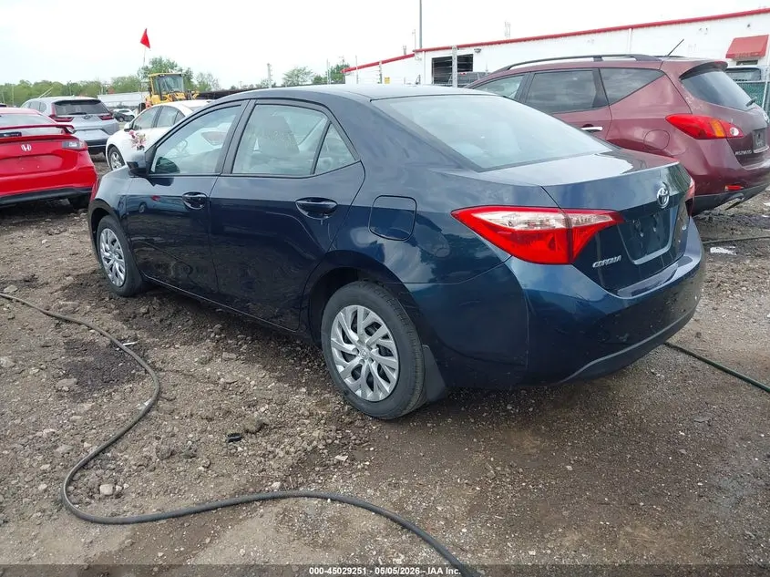 2018 TOYOTA COROLLA LE