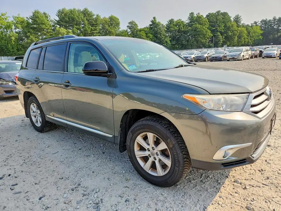 2012 TOYOTA HIGHLANDER BASE  