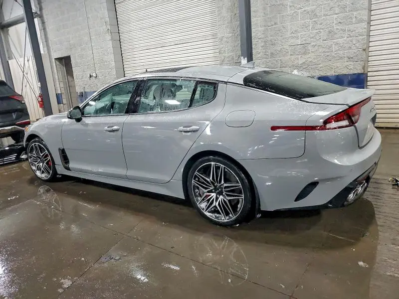 2022 KIA STINGER GT1  
