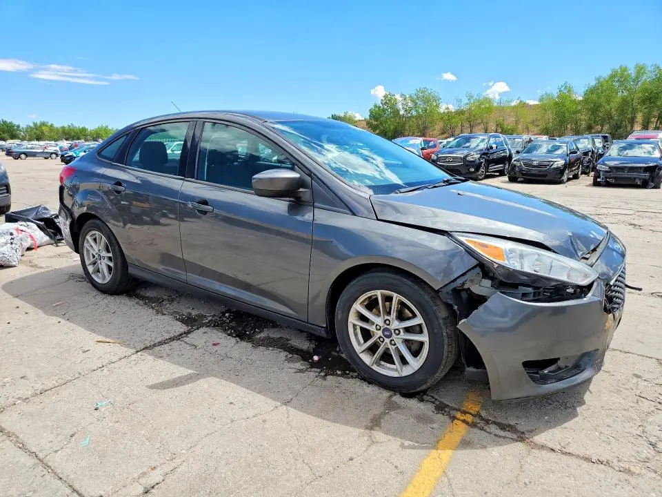 2018 FORD FOCUS SE  