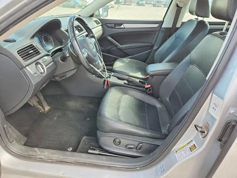 2014 VOLKSWAGEN PASSAT S  