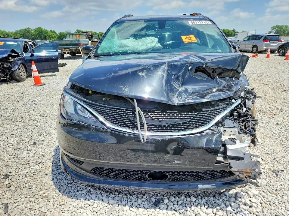2021 CHRYSLER VOYAGER LXI  