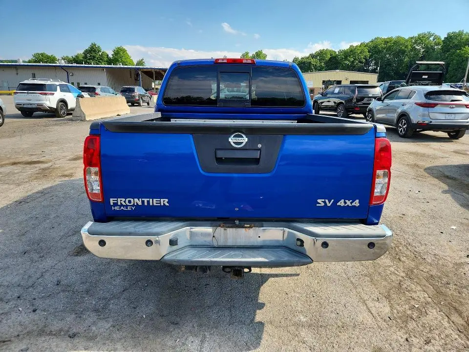 2014 NISSAN FRONTIER S  