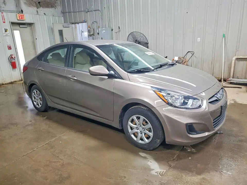 2013 HYUNDAI ACCENT GLS  