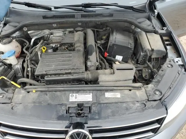 2018 VOLKSWAGEN JETTA SE  