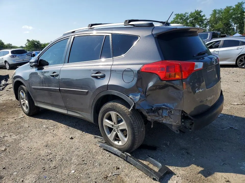 2015 TOYOTA RAV4 XLE  