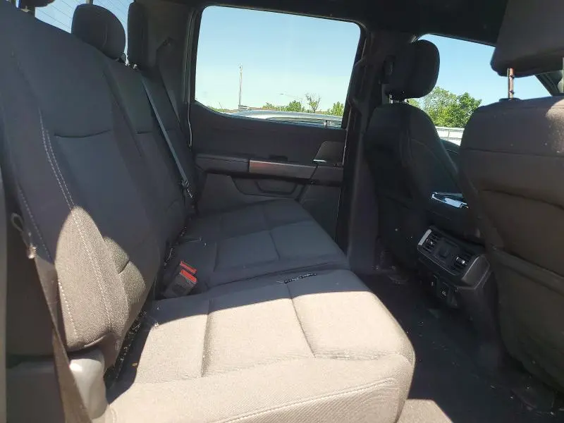 2024 FORD F150 XLT  