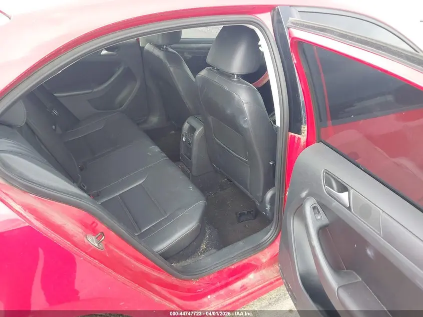 2014 VOLKSWAGEN JETTA 1.8T SE