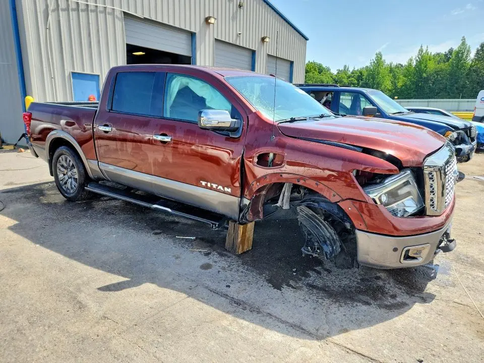 2017 NISSAN TITAN PLATINUM RESERVE  