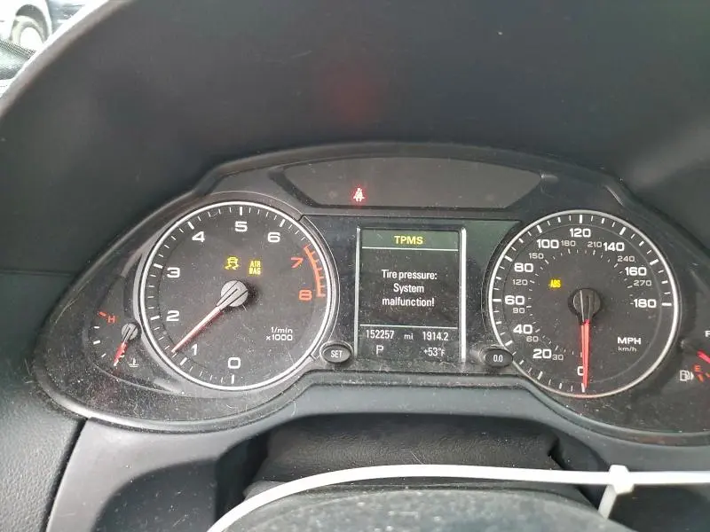 2012 AUDI Q5 PREMIUM PLUS  