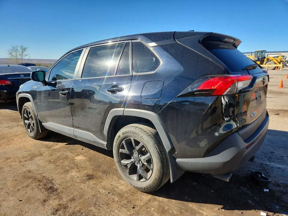 2023 TOYOTA RAV4 LE  