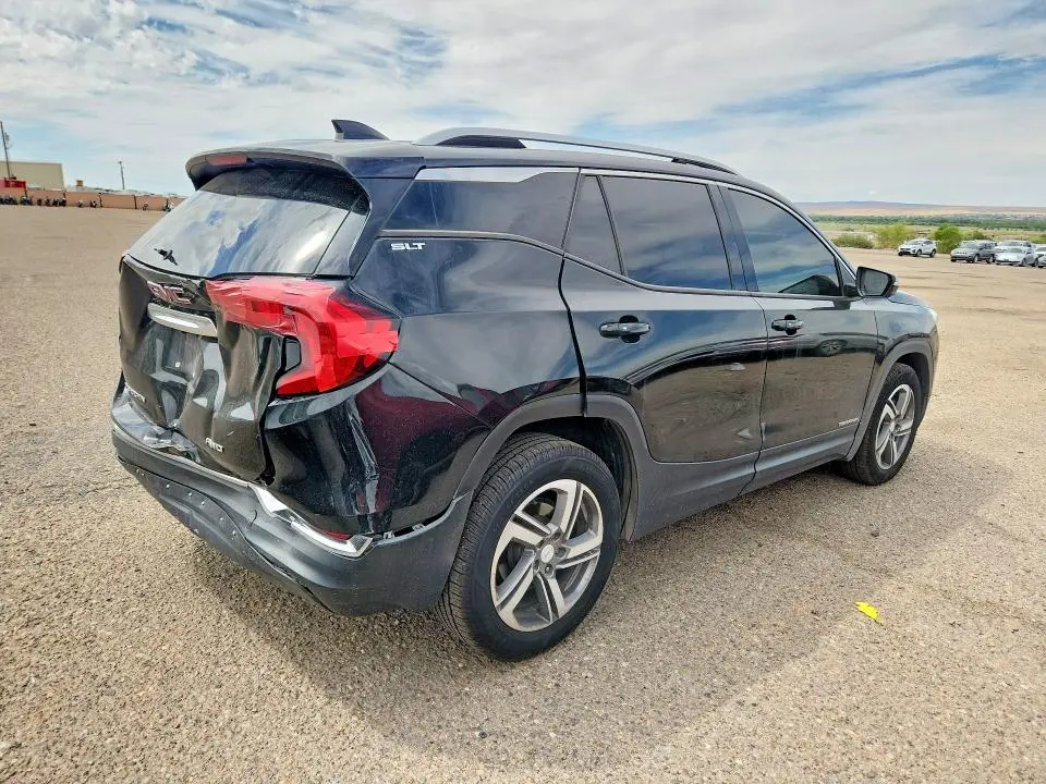 2020 GMC TERRAIN SLT  
