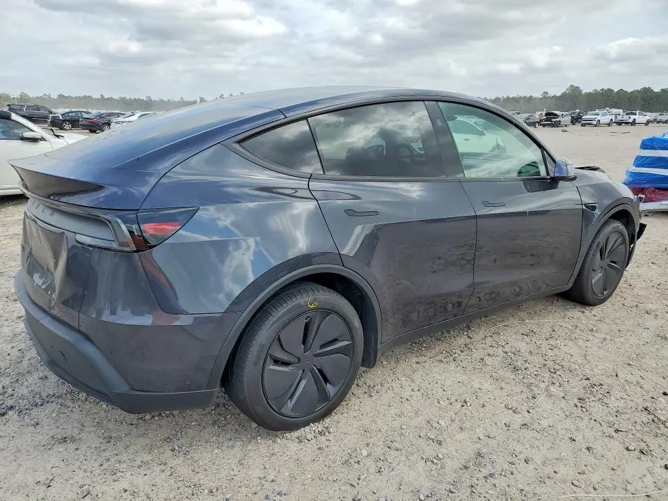 2026 TESLA MODEL Y   