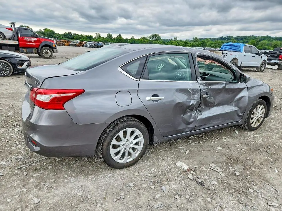 2019 NISSAN SENTRA SV  