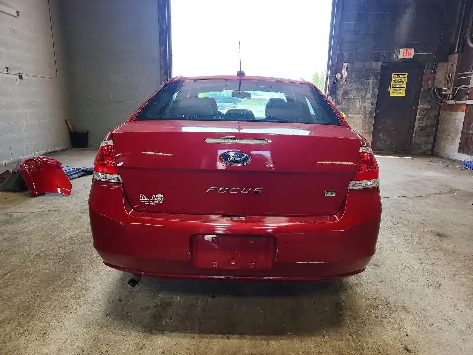 2010 FORD FOCUS SE  