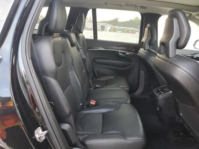2017 VOLVO XC90 T6