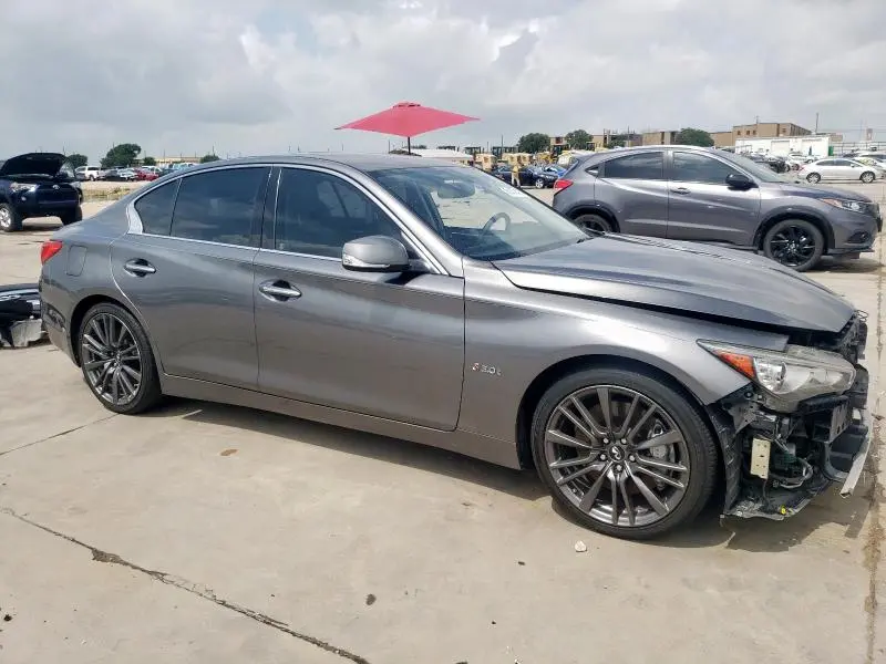 2016 INFINITI Q50 RED SPORT 400  