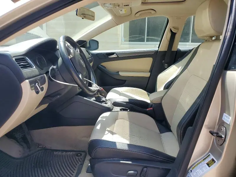 2014 VOLKSWAGEN JETTA SEL  