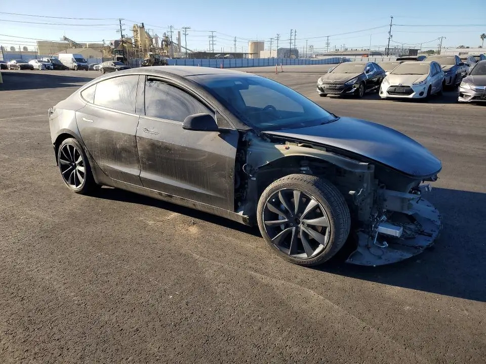 2018 TESLA MODEL 3   